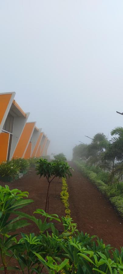 Mountain N Lake Resort Igatpuri Exterior foto
